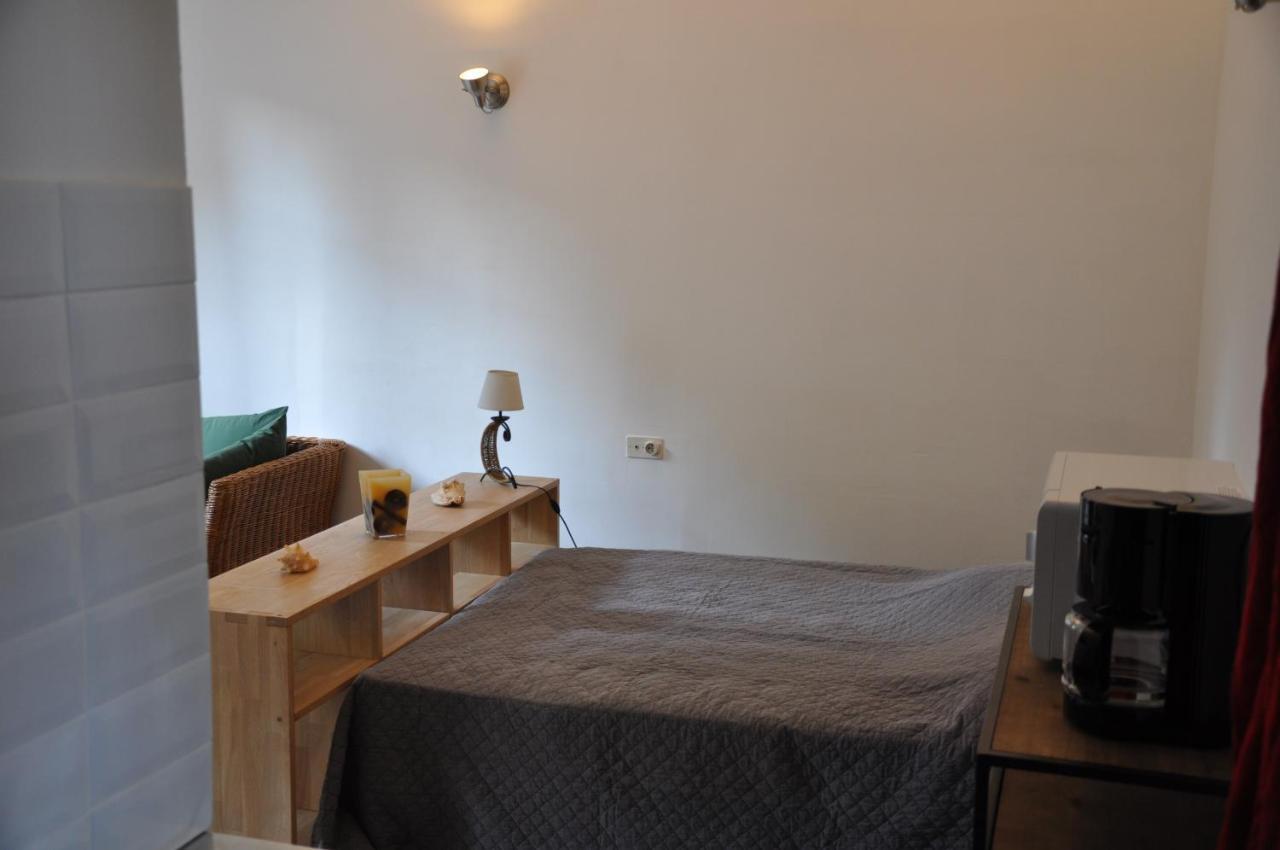 Location Studio Meuble Avec Jardin Sorgues Exterior photo